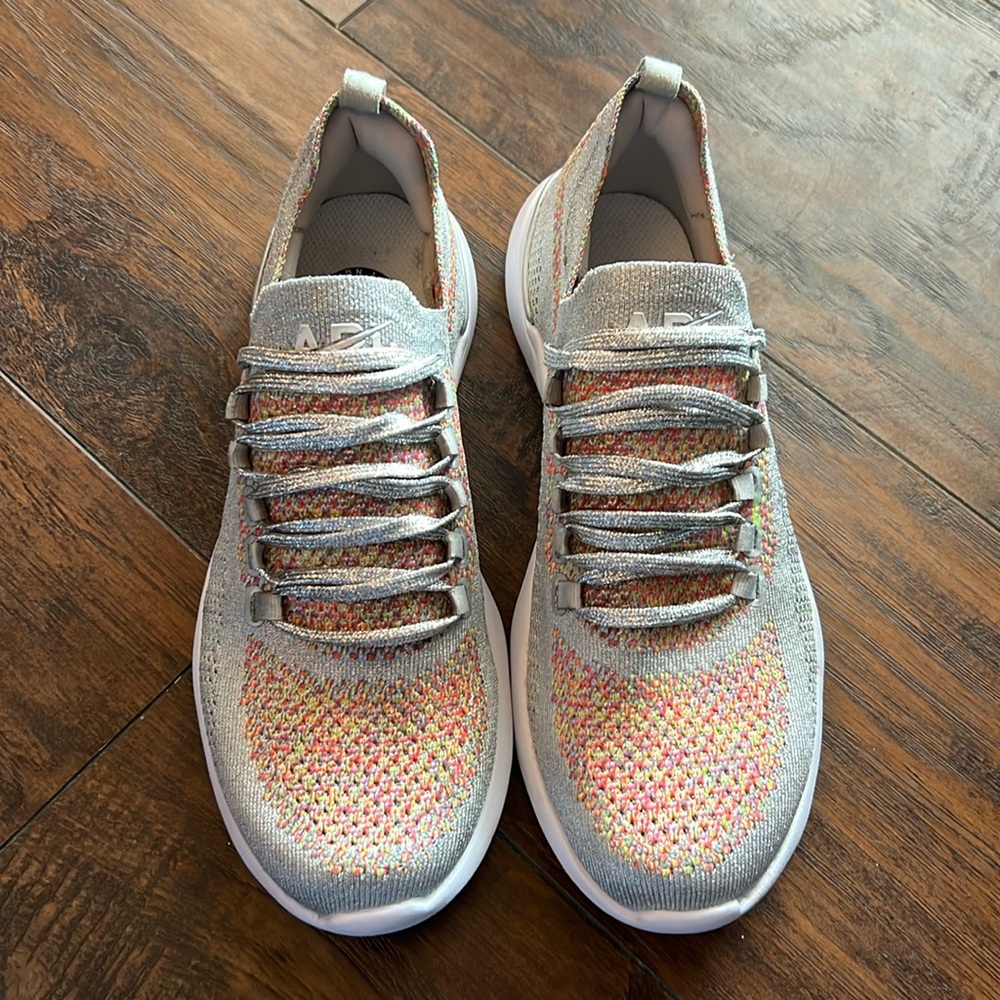 APL Techloom Silver Multi Breeze Knit Trainers size 8